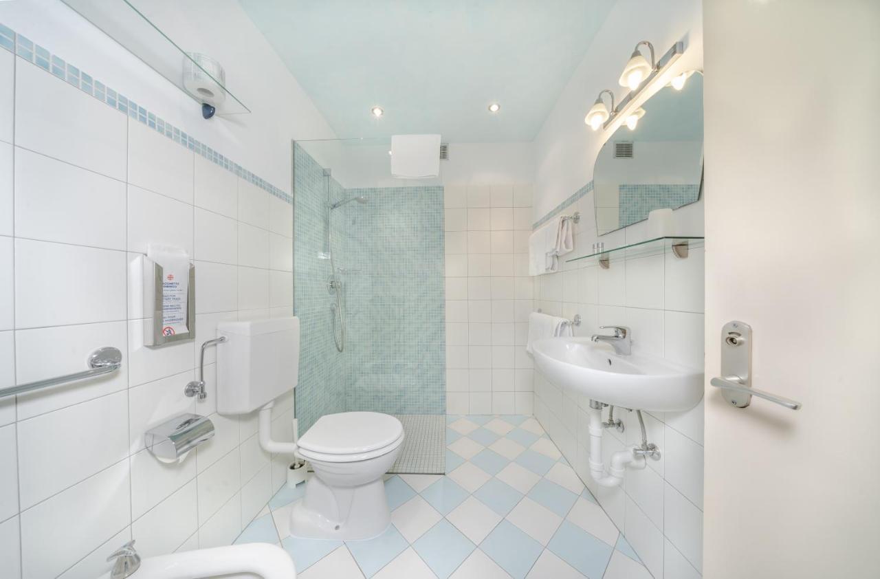 Garni Hotel Melissa カステルロット エクステリア 写真