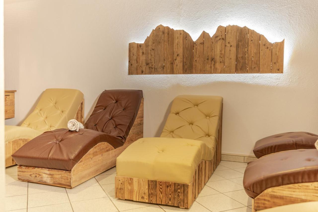 Garni Hotel Melissa カステルロット エクステリア 写真
