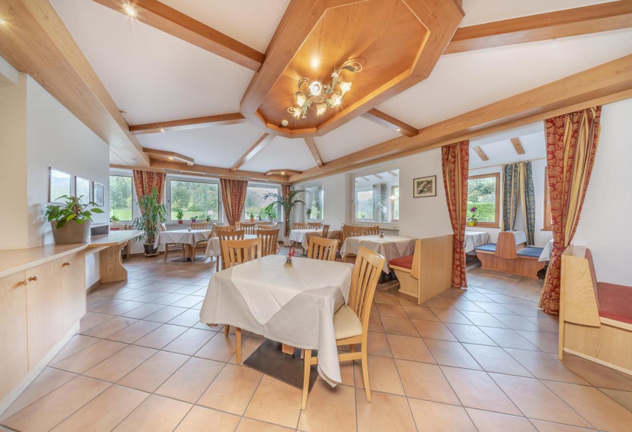 Garni Hotel Melissa カステルロット エクステリア 写真
