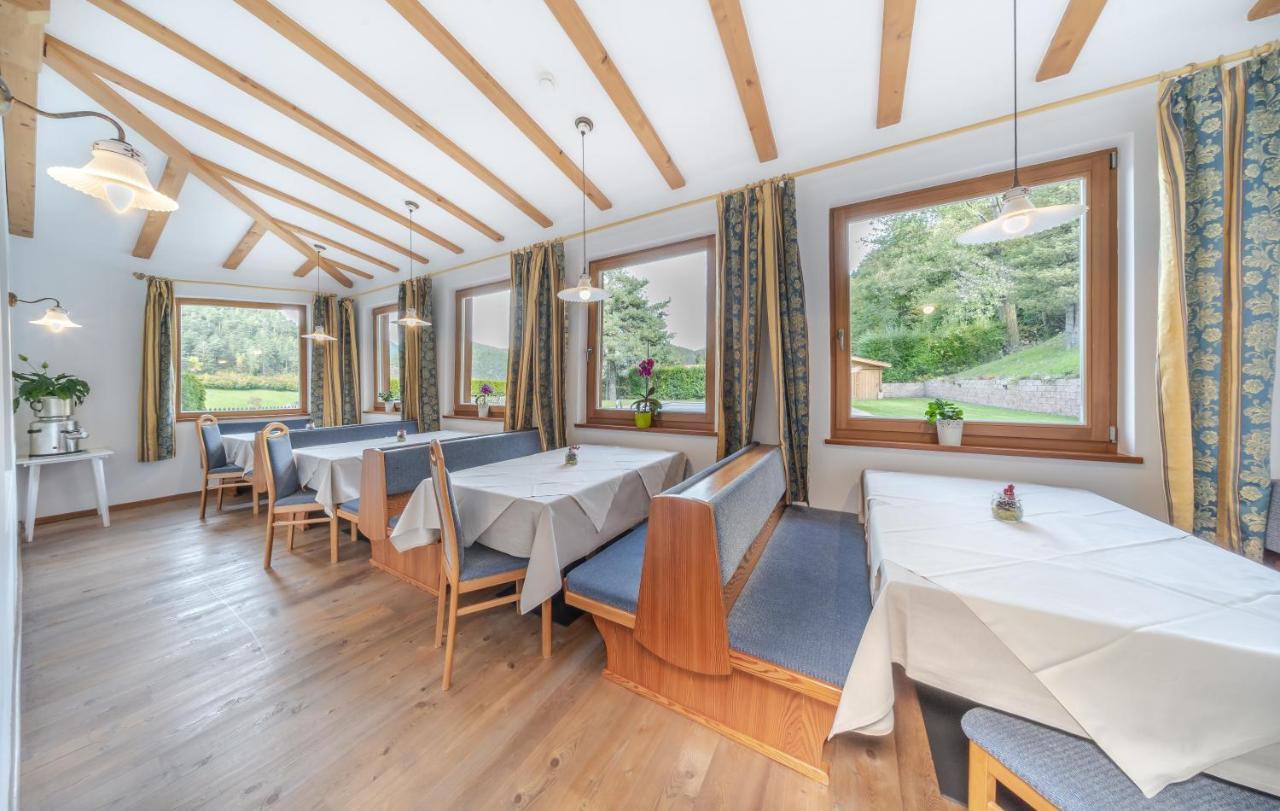 Garni Hotel Melissa カステルロット エクステリア 写真