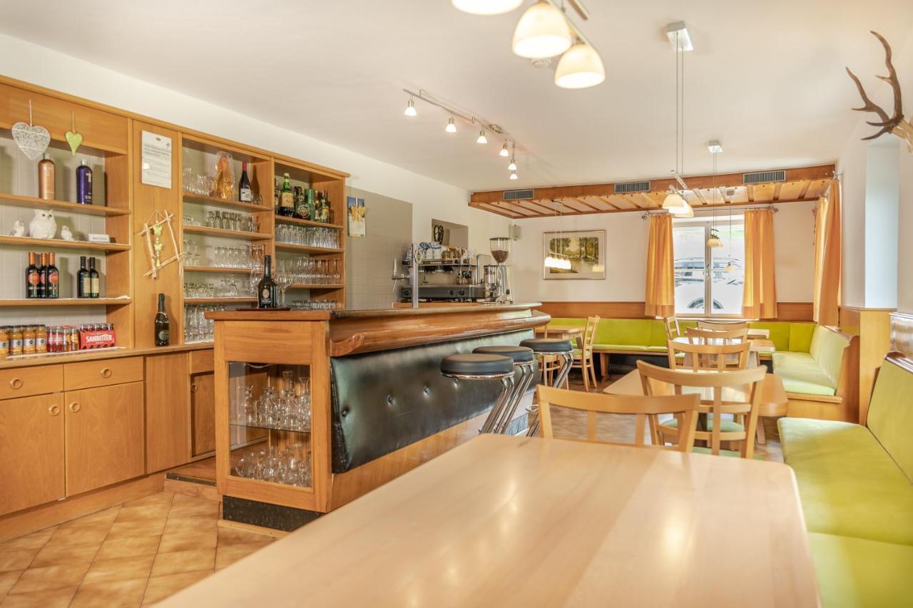 Garni Hotel Melissa カステルロット エクステリア 写真
